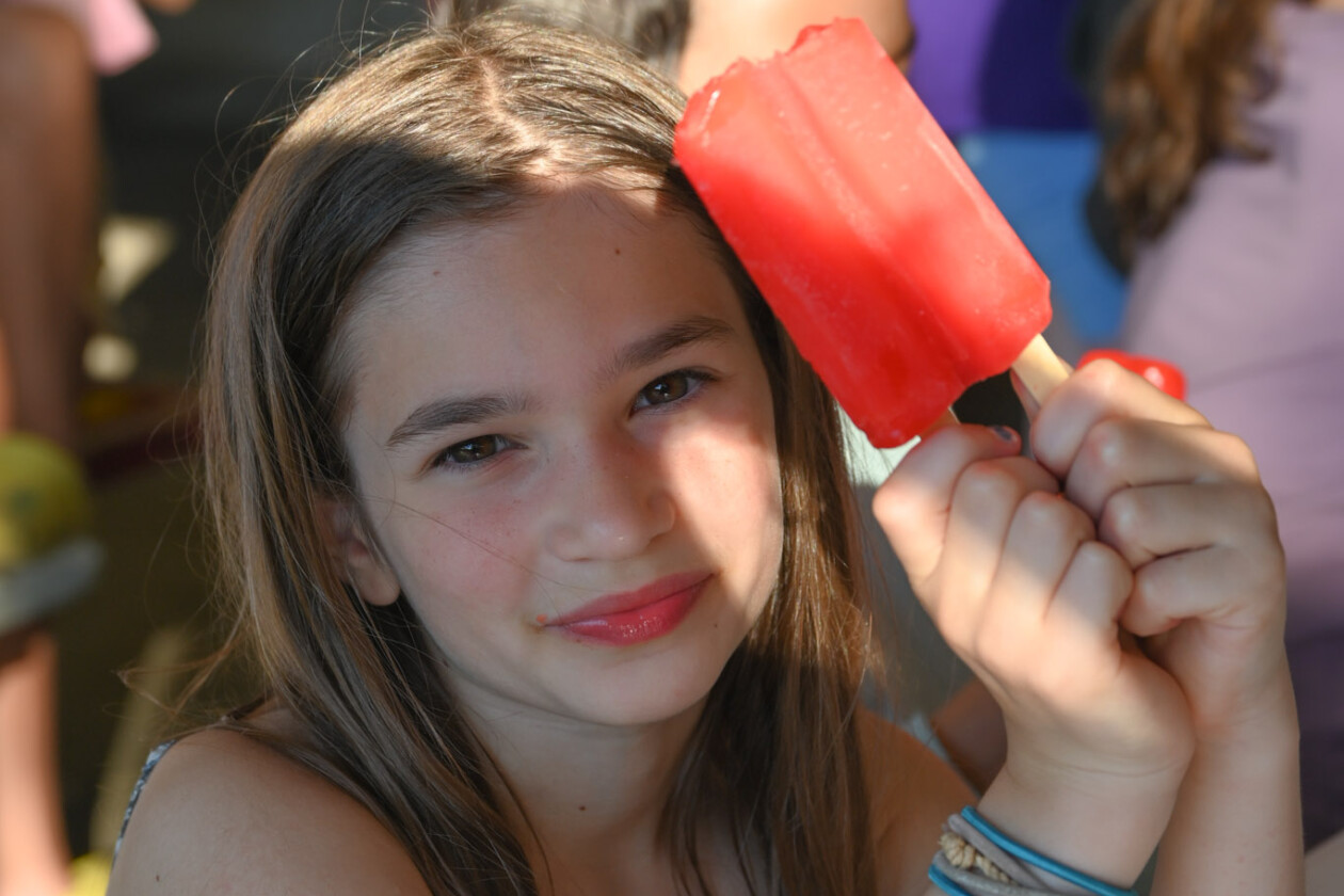 girl with popsicle.